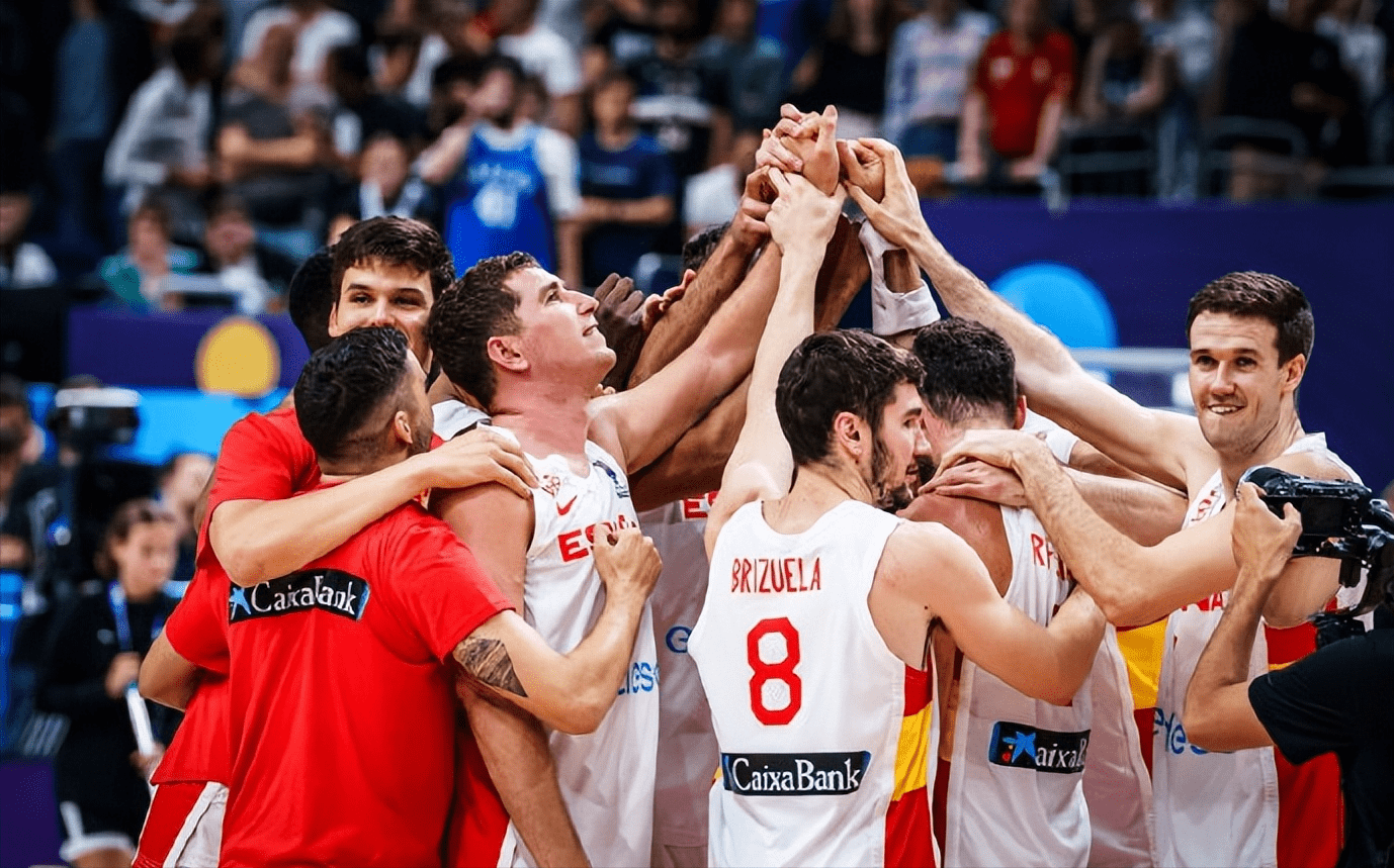 西班牙扎实备战，挺过波兰，欧锦赛决赛前期上佳的简单介绍