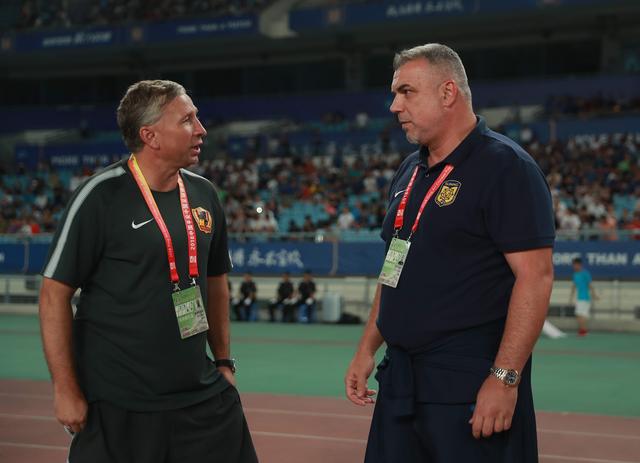 包含贵州恒丰智诚主场战平大连一方，双方握手言和的词条