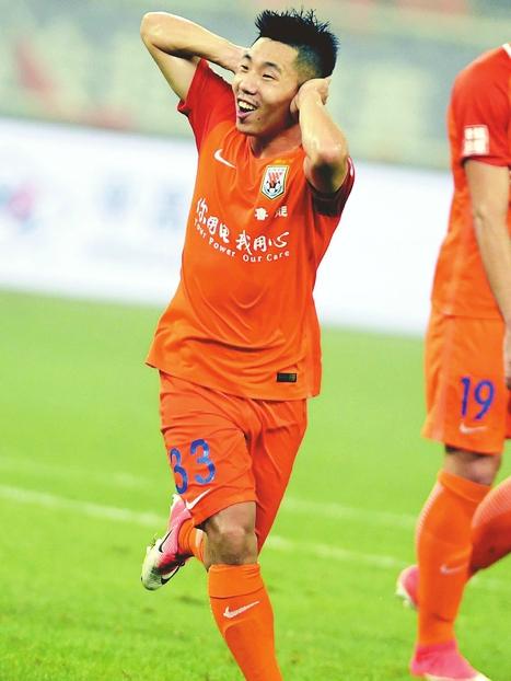 鲁能战平延边—客场分球坚持不败保持稳一步一步提高