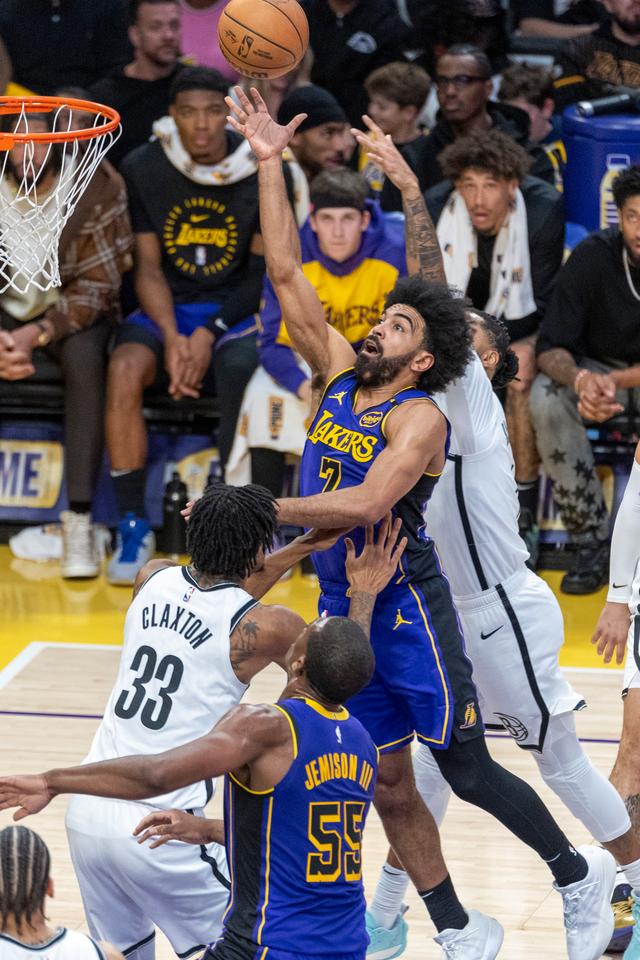 关于篮网击败森林狼戴茨全场表现抢眼帮助球队取胜的信息