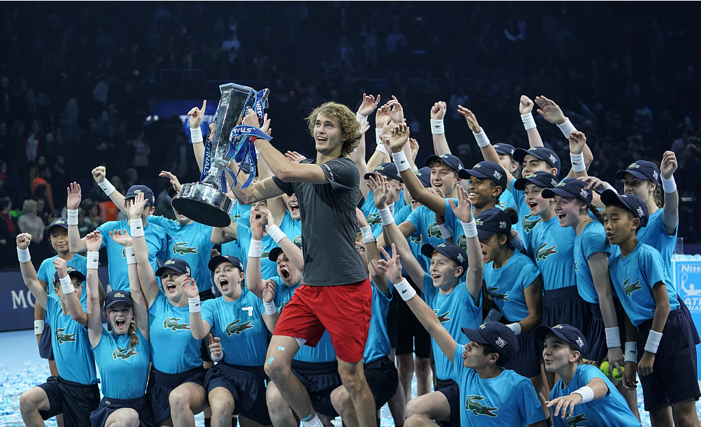  费德勒爆冷击败法国队，战术调整引爆全场！